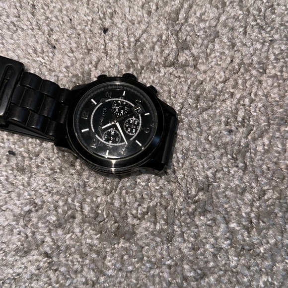 Michael Kors Watch - Picture 5 of 7